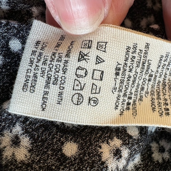 Free People Pleated V-Neck Floral Print Button Front Mini Dress/ Medium - Picture 11 of 13